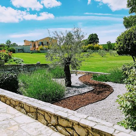 Casa Ivanovac With Pool And Large Front Yard Rasa Exterior photo